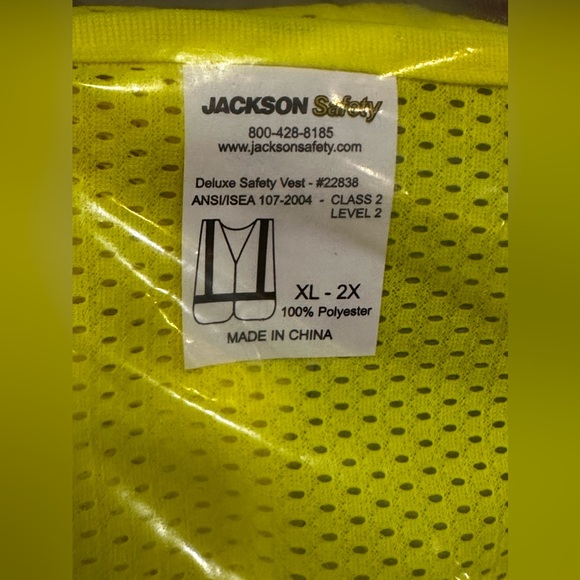New Jackson Safety ANSI Class 2 DELUXE Yellow Mesh Reflective Safety Vest XL-2X - Picture 4 of 8